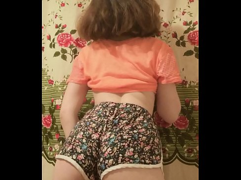 ❤️ Szexi fiatal csaj vetkőzteti le a rövidnadrágját a kamera előtt. ☑ Pornó videó at hu.xxxbunker.ru