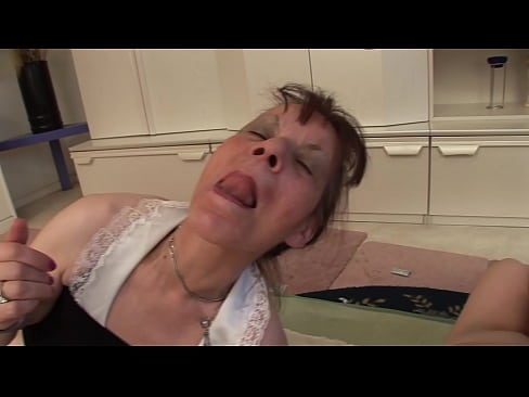 ❤️ Két nagymama és egy nagypapa hármasban ☑ Pornó videó at hu.xxxbunker.ru