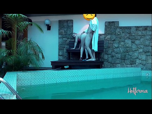 ❤️ A főnök meghívja a szobalányt a medencébe, de nem tud ellenállni egy forró ☑ Pornó videó at hu.xxxbunker.ru